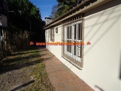 Dos Propiedades en un mismo padrón a 70 mts de la Rambla