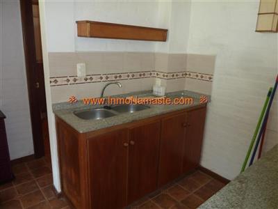 Hermoso Apto Amueblado Frente a Plaza de Toros