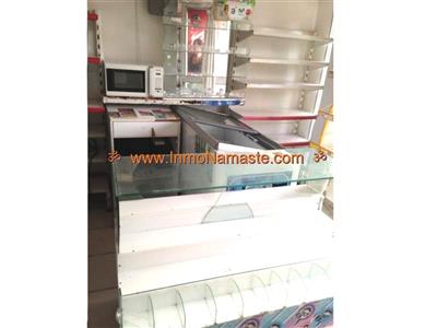 Excelente Local Comercial en Edificio Ginkgo