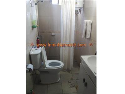 Casa con Salón a la Calle