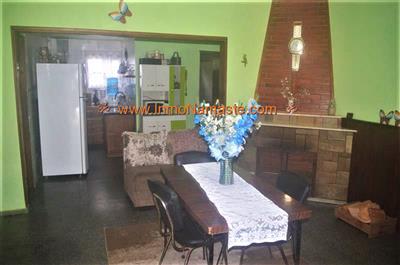 Linda Casa y Apto en un mismo Padrón